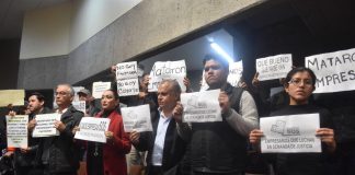 Empresarios protestan en comparecencia del Secretario de Finanzas de Veracruz