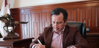 Decreta Gobernador subsidio de la Tenencia Vehicular
