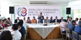 En el Congreso se está escuchando, de forma permanente, a todos: Pozos Castro