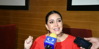 Anilú Ingram exige cerrar la brecha de la desigualdad.