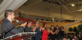 Festejan en Veracruz a mil 298 empleados en el Día del Trabajador Federal