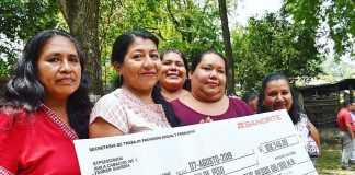 Entrega Secretaría del Trabajo 110 apoyos en Tantoyuca y Chicontepec