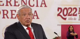 AMLO acusa a médicos inconformes de la contratación de cubanos de ser parte de la corrupción neoliberal
