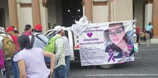 Familia y vecinos de Cardel y Tlaltetela bloquearon centro de Xalapa exigiendo búsqueda de Viri