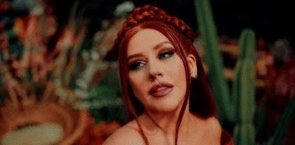 Christina Aguilera rinde homenaje a Vicente Fernández con “La Reina”