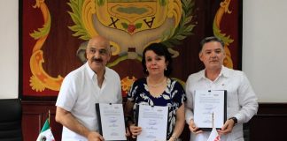 Firma Ayuntamiento de Xalapa convenio con la CMIC para fortalecer la infraestructura municipal