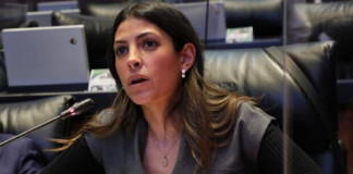 Senadora urge a vacunación infantil contra hepatitis.