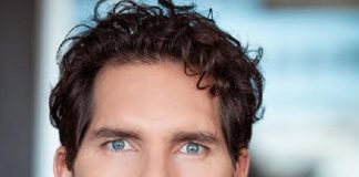 Arap Bethke se convierte en vocero de Organización Oceana México.