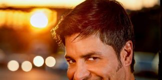 Chayanne dice “Te amo y punto” en su nueva balada romántica