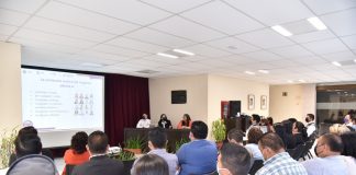 Imparten plática sobre prevención de violencia y uso de la app Mujer Alerta.