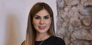 Funcionaria presenta denuncia contra responsables de violencia digital; Gobernador sugiere “apechugar”