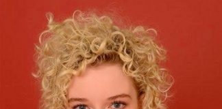 Julia Garner es candidata para interpretar a Madonna en su película biográfica