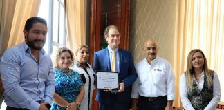 Reconoce Ricardo Ahued a Orquesta Sinfónica de Xalapa.