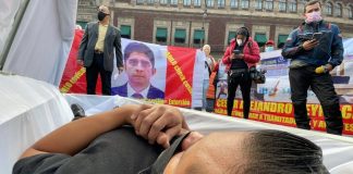 Trabajadores exigen a AMLO investiguen extorsión en aduanas y reventa de gasolinas robadas