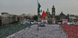 En plena “quinta ola” de Covid Gobierno de CDMX concentra a miles para romper récord Guinness