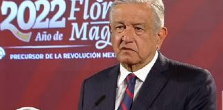 El avión, el avión… En las ocurrencias mañaneras, AMLO amaga con quitar la estatua de la Libertad en EUA