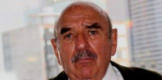 Fallece Carlos Ravelo y Galindo, periodista y escritor.