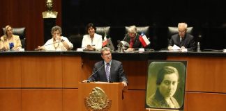 Ratifica Ricardo Monreal compromiso del Senado con la educación.