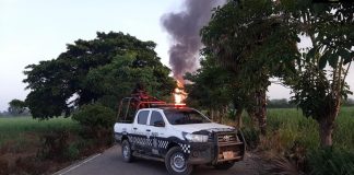 Reportan siniestro bajo control en ducto de Pemex en sureste Veracruzano.