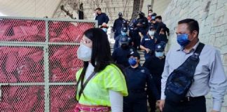María Elena Ríos desalojada cuando protestaba en la Guelaguetza #Video