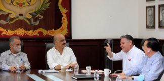 Fortalecen Ayuntamiento y CMIC lazos de cooperación por más y mejor obra pública. #Xalapa