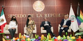 En septiembre se aprobaría reforma que elimina terapias de conversión, adelanta Ricardo Monreal