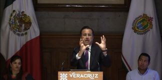Cuitláhuac García se deslinda de deuda estatal y pide no lo comparen con Javier Duarte.