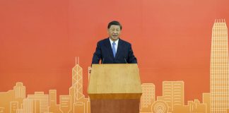 Presidente Xi justifica represión en su visita a Hong Kong