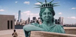 La estatua de la Libertad recibiendo la noticia de AMLO #GIF