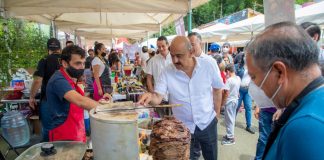 Asiste Ricardo Ahued a Festival del Pambazo