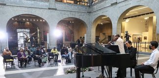 Manuel Ramos y Carlos Adriel ofrecen emotivo recital en Casa Nuestra .