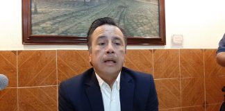 Gobernador de Veracruz quiere que padres de familia vigilen escuelas para evitar hurtos.