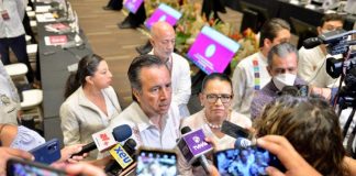 Cuitláhuac García dice que Lorena Sánchez es la única alcaldesa en Veracruz que ha denunciado intimidación del narco