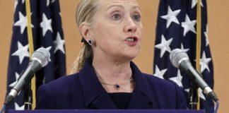 Hillary Clinton advierte sobre la obsesión de los demócratas con los temas transgénero