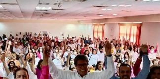 Monreal se compromete a impulsar agenda feminista en el Senado .