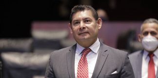 Urge Alejandro Armenta legislar para atacar delitos cibernéticos