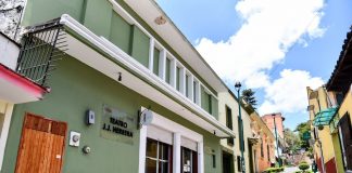 Inician los Lunes Académicos en el Teatro J. J. Herrera. #Xalapa