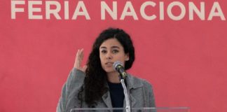 Secretaria del trabajo justifica ausencia en zona donde permanecen atrapados 10 mineros.