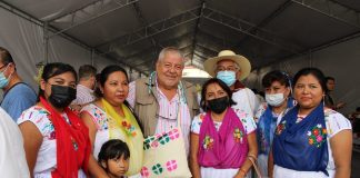 Más de 400 mil indígenas veracruzanos son beneficiarios de Programas Sociales*