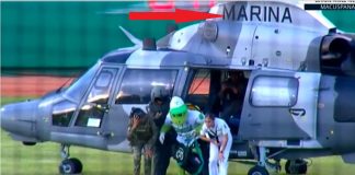 Usan helicóptero de SEMAR para trasladar a mascota del equipo de béisbol de Tabasco