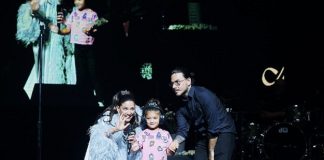 Natalia Jiménez conmueve en Miami al llorar y presentar a su hija Alessandra