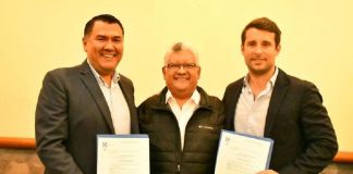 Othón Hernández asegura que sigue al frente de la bancada del PAN Veracruz .