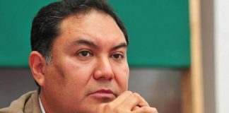 Posponen presentación del libro de Carlos Ravelo “Los Narco Políticos”, en Xalapa