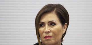 Ni las veo ni las oigo .