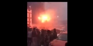 Camioneta arrolla a 10 personas en fiesta patronal en San Miguel Almoloya