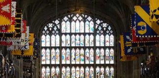 Isabel II ya descansa en la capilla de San Jorge junto a su esposo Felipe de Edimburgo