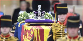 Inician Funerales de Estado de la reina Isabel II con impresionante exhibición de duelo.