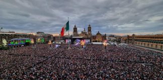 Grupo Firme bate un nuevo récord en México.