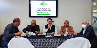 Las propuestas de Héctor Yunes .