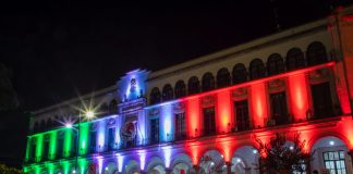 Por fiestas patrias, cerrado el Palacio Municipal Xalapa .